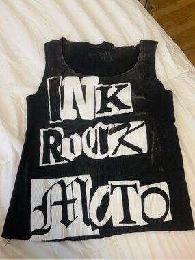 Hart & Huntington Distressed Black Tank